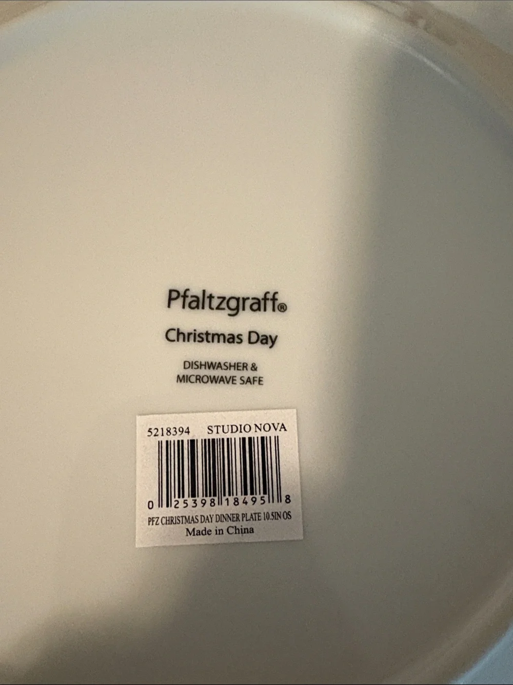 Pfaltzgraff Set of 4 Holida Christmas Tree Dinner Plate in Green & Red NEW